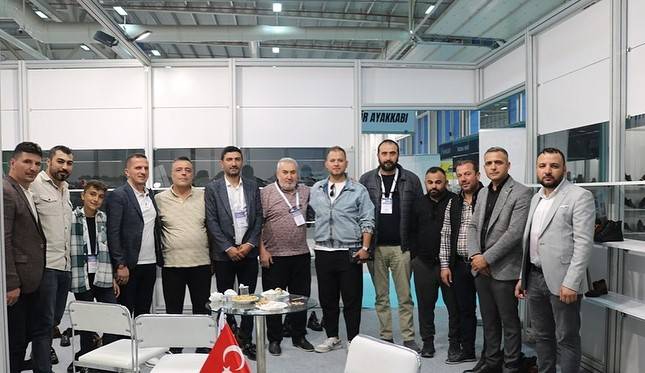 ASRİAD, Ayakkabı Fuarı’nı gezdi 1